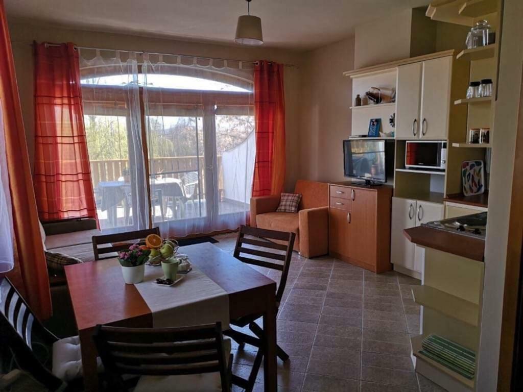 דירות Horvath Apartman Fonyód מראה חיצוני תמונה